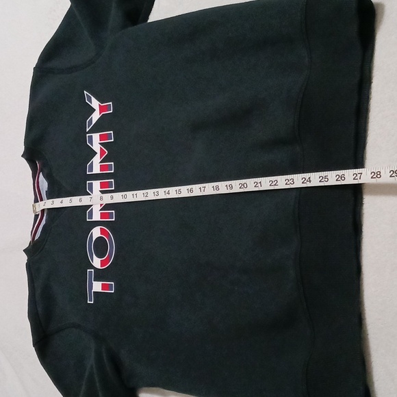 Tommy Hilfiger Sweater Men's Large Black With Logo On Front - Picture 7 of 8